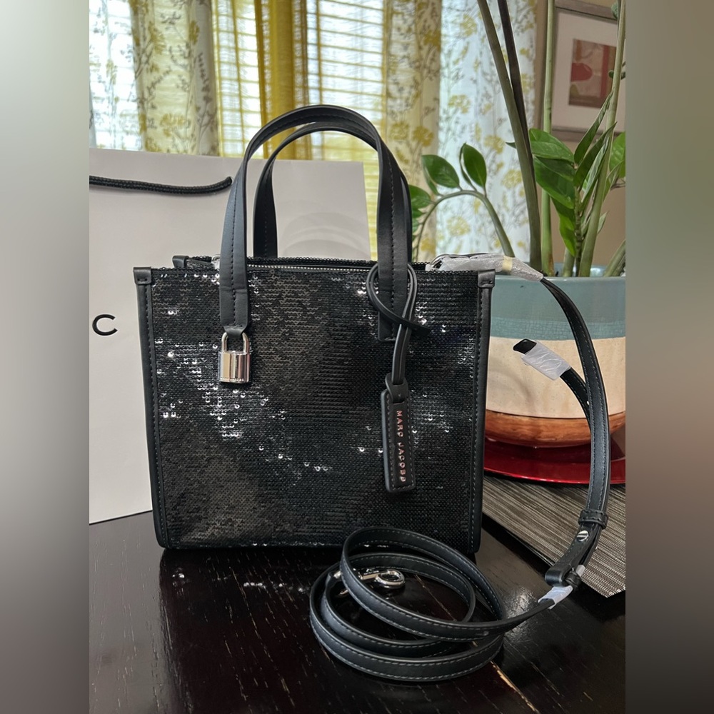NWOT Marc Jacobs Grind Top Handle/ Crossbody